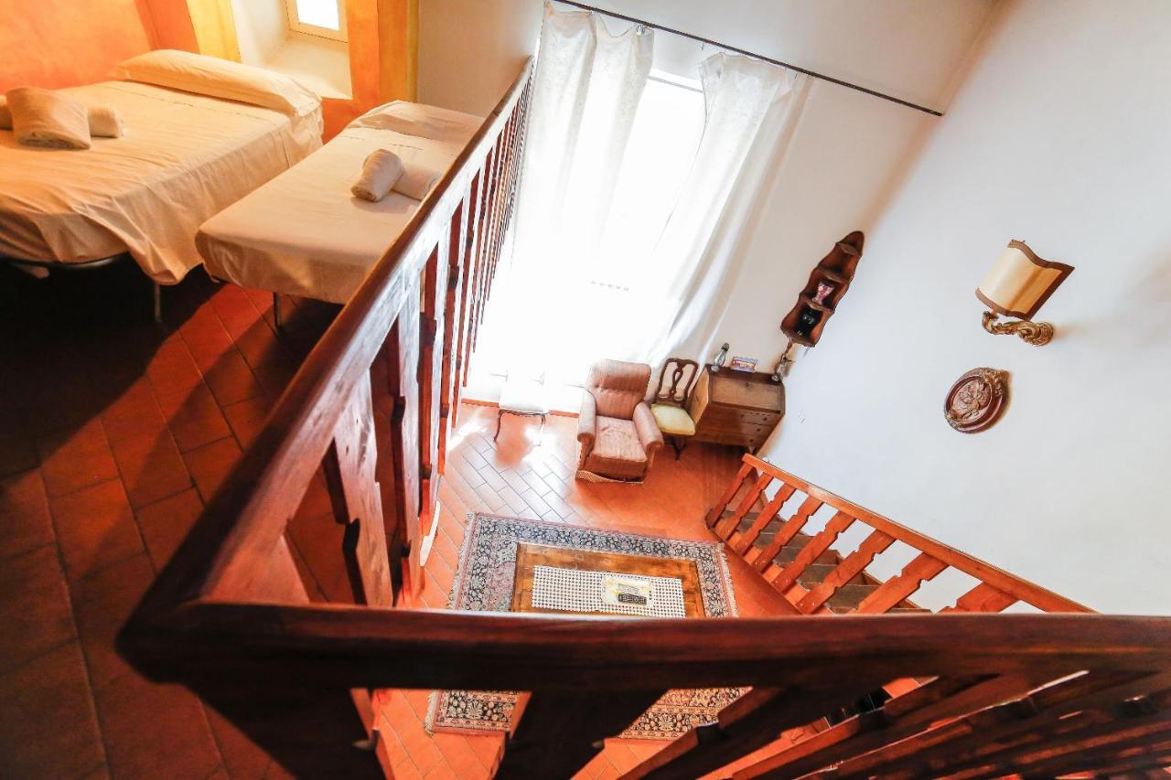 Traditional Apt Close To The Duomo - Private Yard! Florence Exterior photo